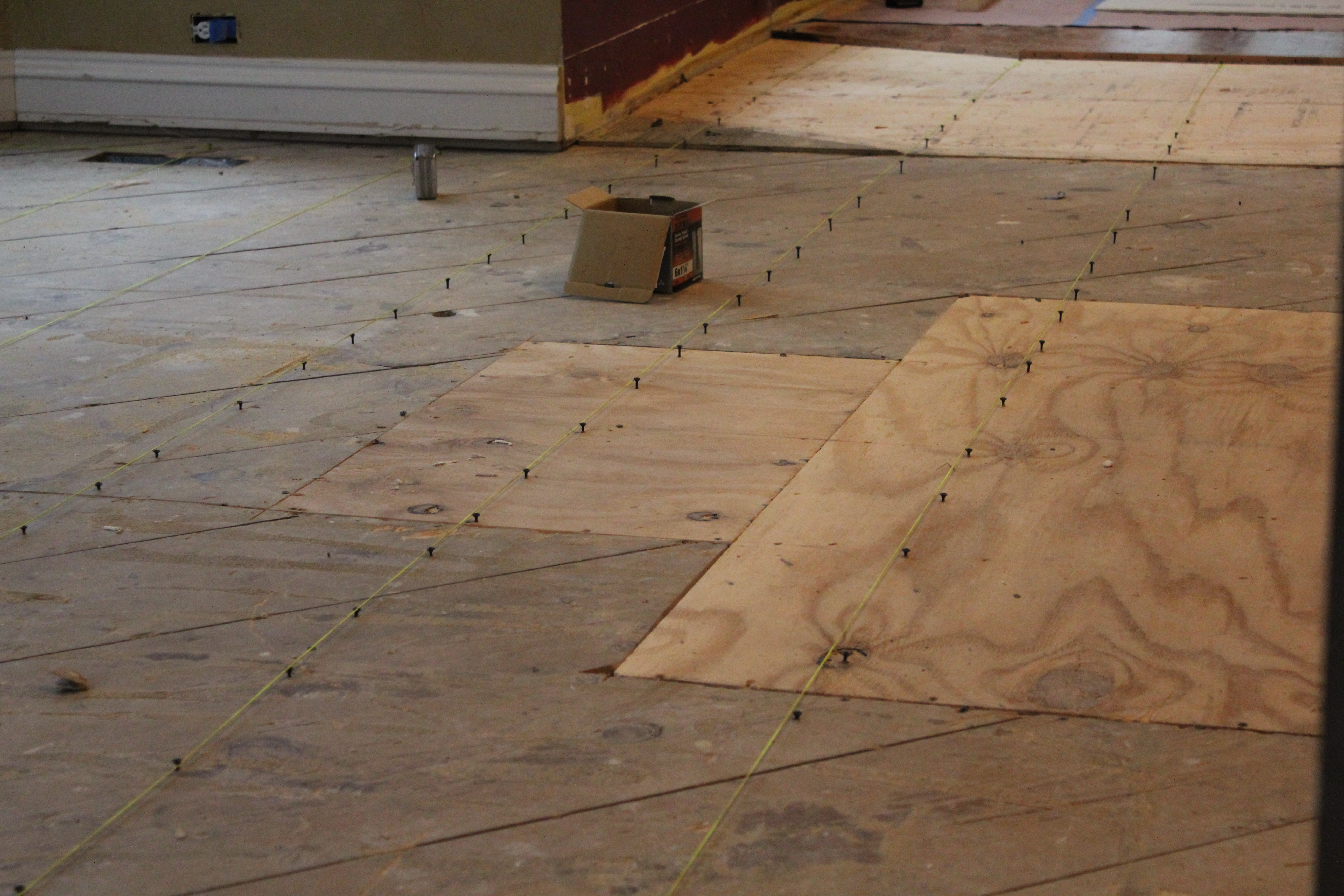 Hardwood-to-tile transition